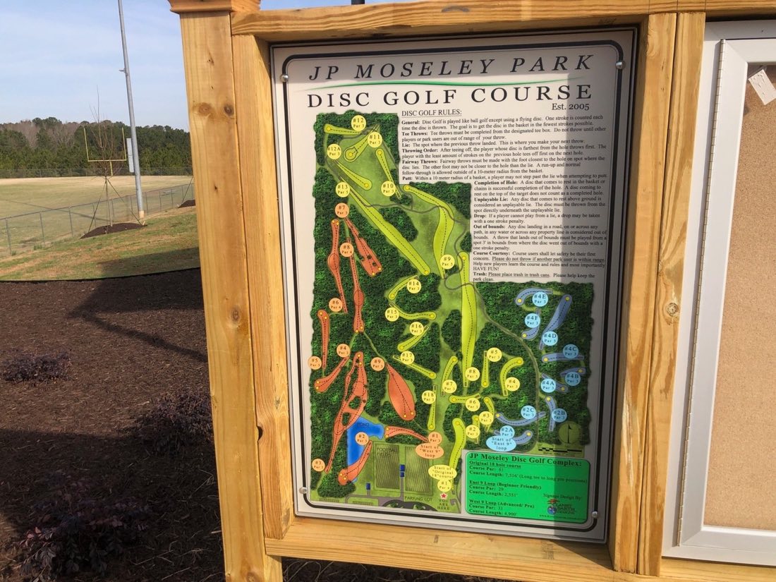 JP Moseley Park — course sign and hole map